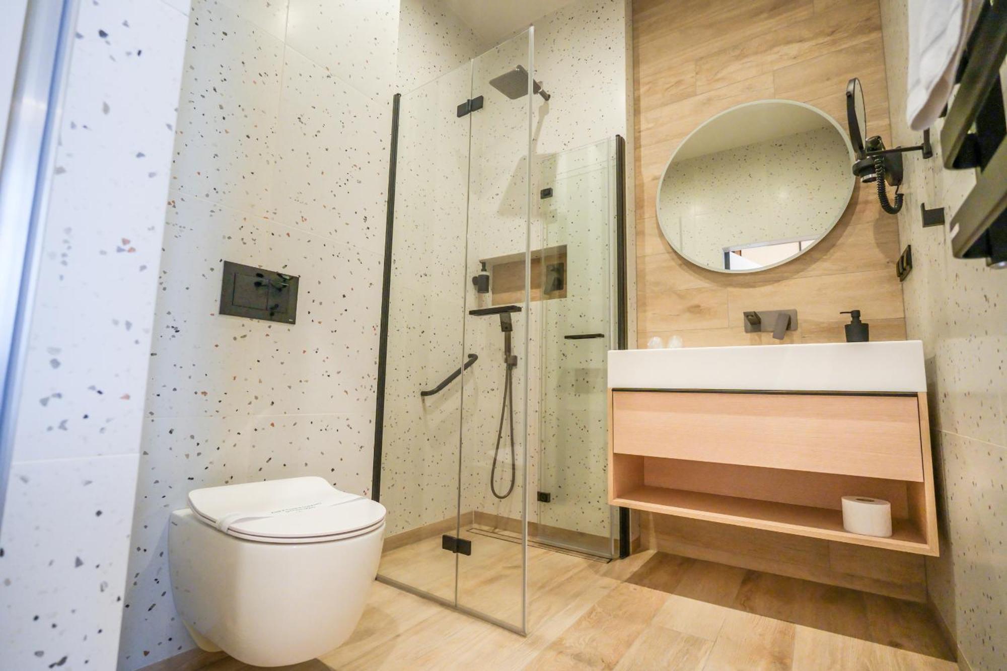 Hotel Jarota ยาโรตซิน ภายนอก รูปภาพ